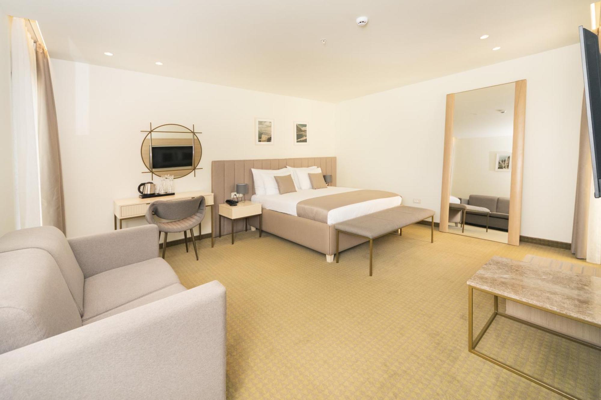 Hotel Pima Budva Bagian luar foto
