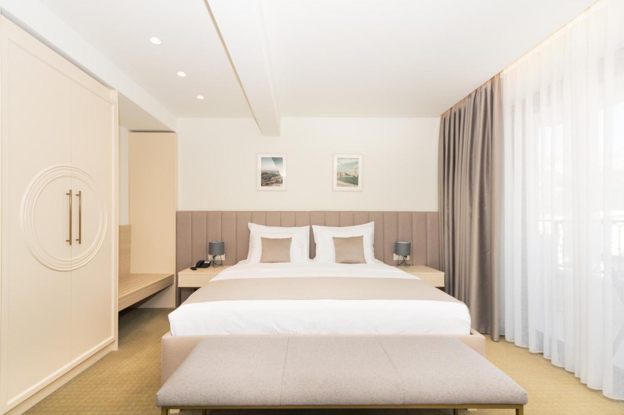 Hotel Pima Budva Bagian luar foto
